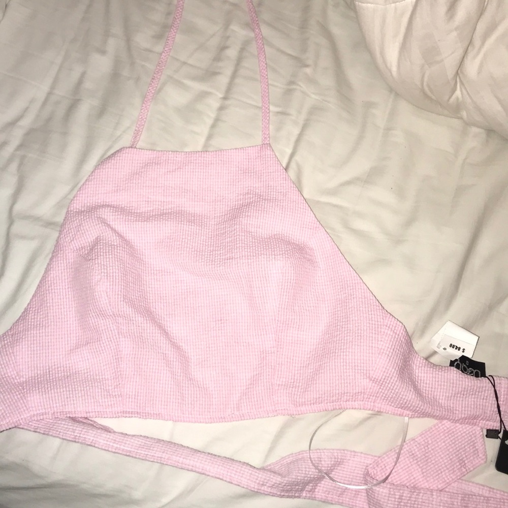 Halter top